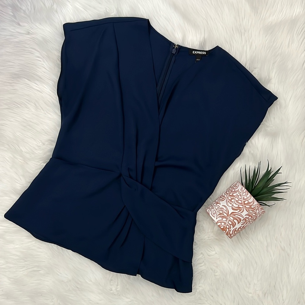 EXPRESS Women’s navy blue crossover blouse top Small